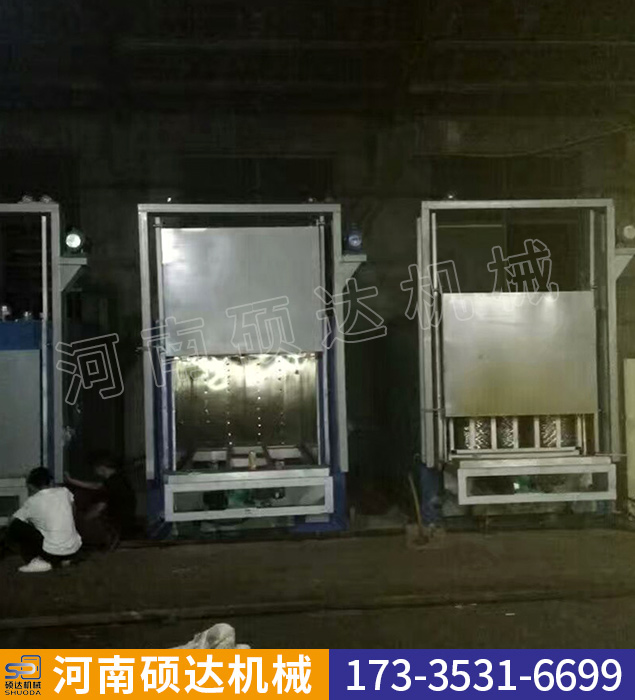 上下自动门烘箱